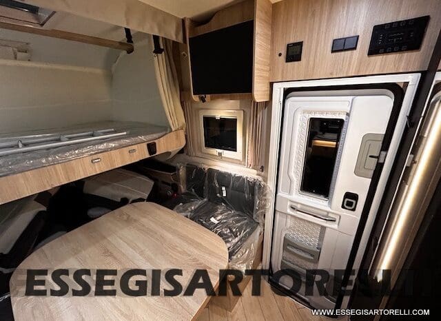 MOTORHOME CHAUSSON EXALTIS 7057 AUTOMATICO 2026 LETTI GEMELLI GARAGE 4 POSTI OMOLOGATI pieno