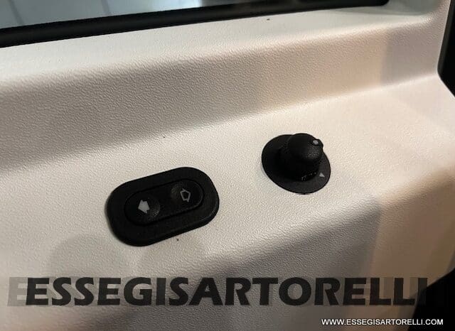 MOTORHOME CHAUSSON EXALTIS 7057 AUTOMATICO 2026 LETTI GEMELLI GARAGE 4 POSTI OMOLOGATI pieno