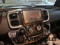 MOTORHOME CHAUSSON EXALTIS 7057 AUTOMATICO 2026 LETTI GEMELLI GARAGE 4 POSTI OMOLOGATI pieno