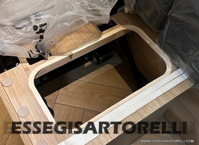 MOTORHOME CHAUSSON EXALTIS 7057 AUTOMATICO 2026 LETTI GEMELLI GARAGE 4 POSTI OMOLOGATI pieno