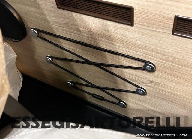 MOTORHOME CHAUSSON EXALTIS 7057 AUTOMATICO 2026 LETTI GEMELLI GARAGE 4 POSTI OMOLOGATI pieno