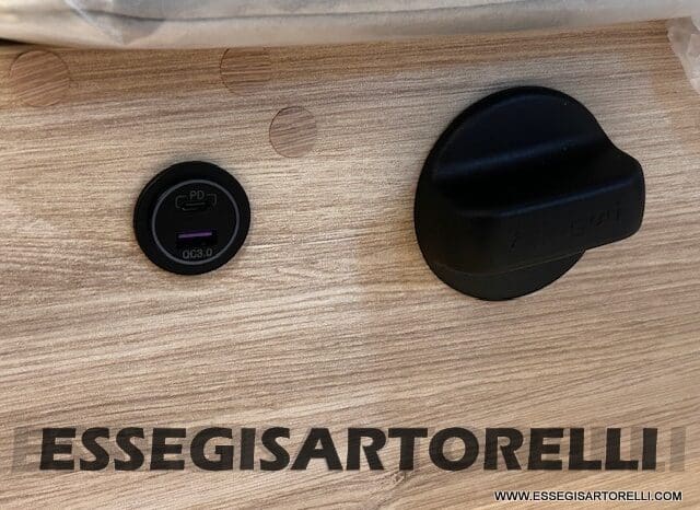 MOTORHOME CHAUSSON EXALTIS 7057 AUTOMATICO 2026 LETTI GEMELLI GARAGE 4 POSTI OMOLOGATI pieno