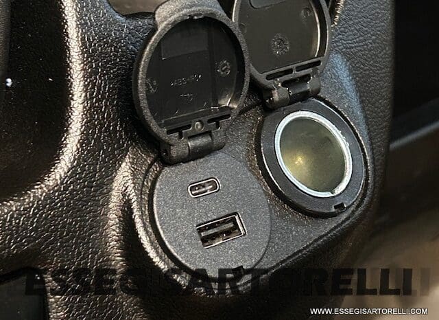 MOTORHOME CHAUSSON EXALTIS 7057 AUTOMATICO 2026 LETTI GEMELLI GARAGE 4 POSTI OMOLOGATI pieno