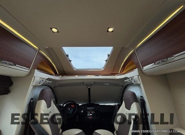 ADRIA MATRIX PLUS M 670 SP 180 CV POWER BASCULANTE MAXI GARAGE UNIPROPR. 2017 pieno