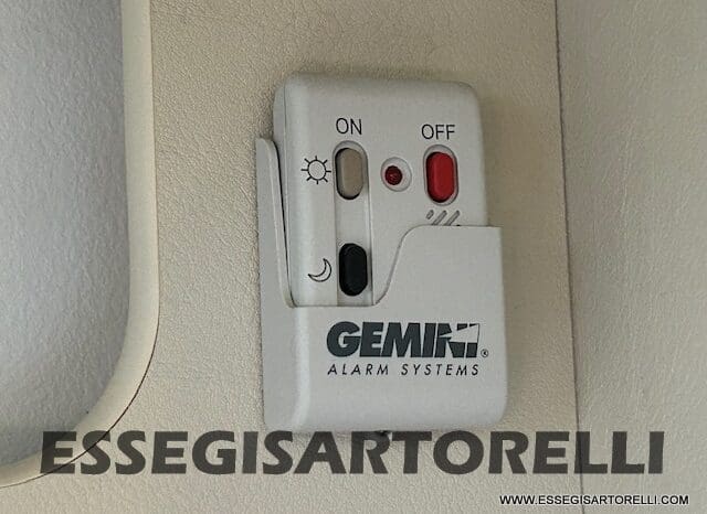 ADRIA MATRIX PLUS M 670 SP 180 CV POWER BASCULANTE MAXI GARAGE UNIPROPR. 2017 pieno