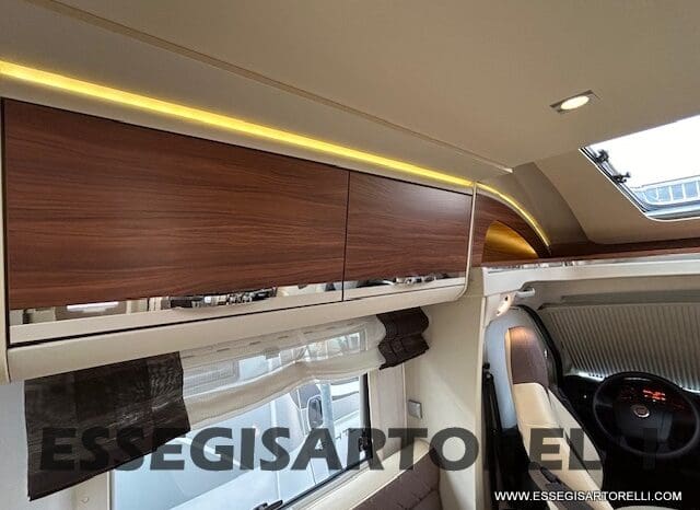 ADRIA MATRIX PLUS M 670 SP 180 CV POWER BASCULANTE MAXI GARAGE UNIPROPR. 2017 pieno