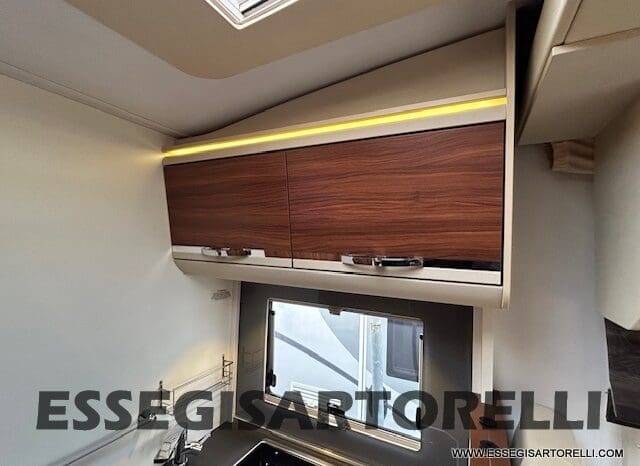 ADRIA MATRIX PLUS M 670 SP 180 CV POWER BASCULANTE MAXI GARAGE UNIPROPR. 2017 pieno