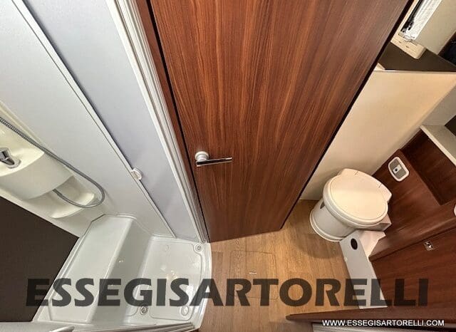 ADRIA MATRIX PLUS M 670 SP 180 CV POWER BASCULANTE MAXI GARAGE UNIPROPR. 2017 pieno