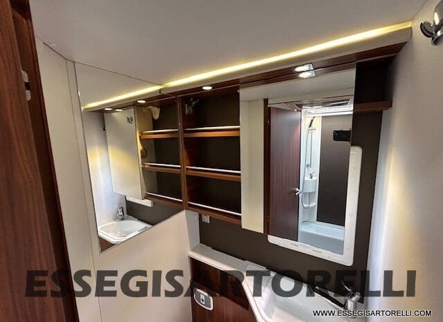 ADRIA MATRIX PLUS M 670 SP 180 CV POWER BASCULANTE MAXI GARAGE UNIPROPR. 2017 pieno