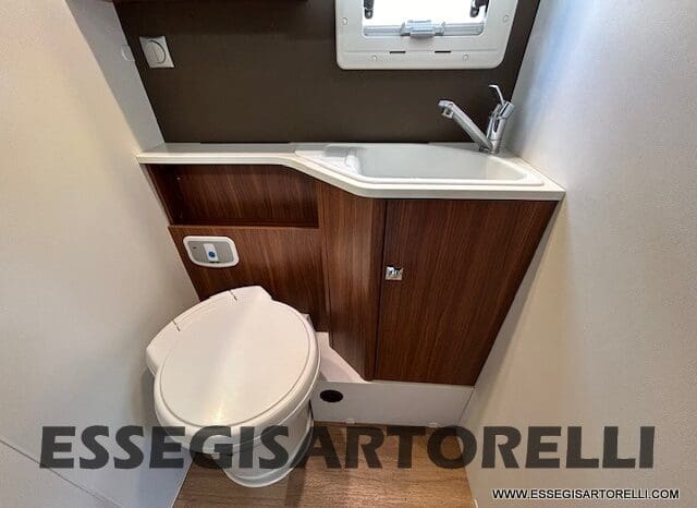 ADRIA MATRIX PLUS M 670 SP 180 CV POWER BASCULANTE MAXI GARAGE UNIPROPR. 2017 pieno