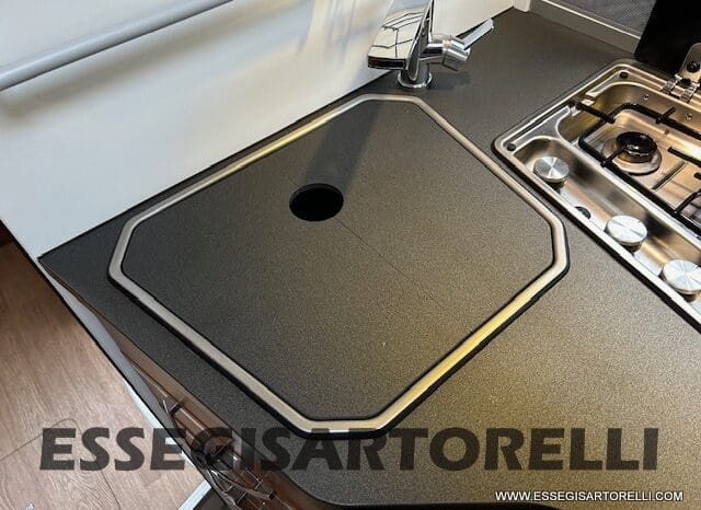 ADRIA MATRIX PLUS M 670 SP 180 CV POWER BASCULANTE MAXI GARAGE UNIPROPR. 2017 pieno