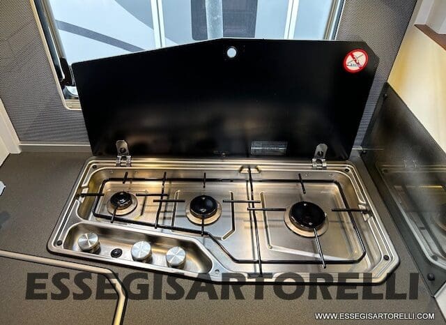 ADRIA MATRIX PLUS M 670 SP 180 CV POWER BASCULANTE MAXI GARAGE UNIPROPR. 2017 pieno