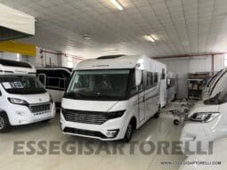 ADRIA SONIC PLUS 700 SL GARAGE LETTI GEMELLI GAMMA 2025 FARI LED E UCONNECT 10″ pieno