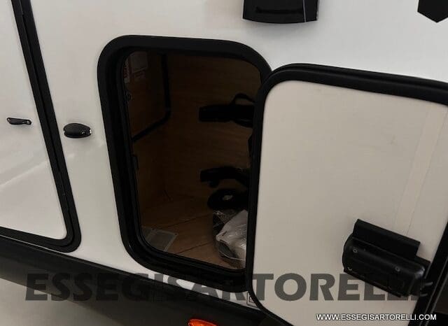 CHAUSSON NEW SPORTLINE S 614 BASCULANTE SLIM 2026 (659 CM X 210 CM) pieno