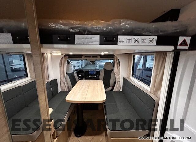 CHAUSSON NEW SPORTLINE S 614 BASCULANTE SLIM 2026 (659 CM X 210 CM) pieno