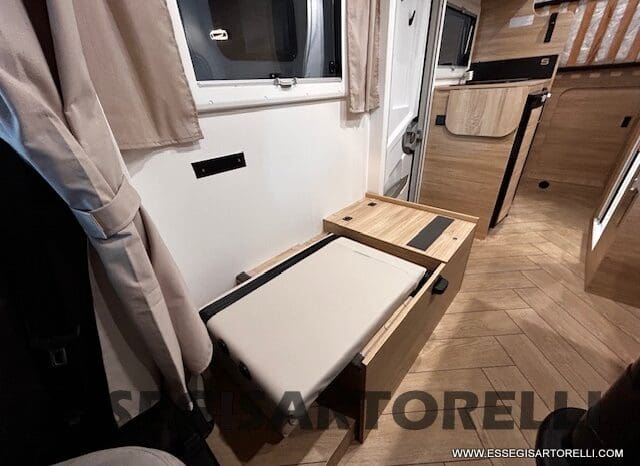 CHAUSSON NEW SPORTLINE S 614 BASCULANTE SLIM 2026 (659 CM X 210 CM) pieno