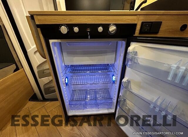 CHAUSSON NEW SPORTLINE S 614 BASCULANTE SLIM 2026 (659 CM X 210 CM) pieno