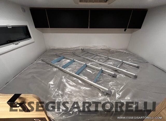 CHAUSSON NEW SPORTLINE S 614 BASCULANTE SLIM 2026 (659 CM X 210 CM) pieno