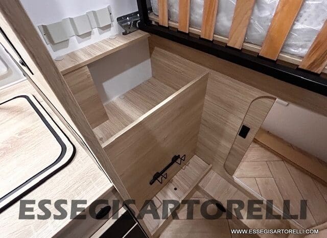 CHAUSSON NEW SPORTLINE S 614 BASCULANTE SLIM 2026 (659 CM X 210 CM) pieno