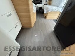 ADRIA SONIC PLUS 700 SL GARAGE LETTI GEMELLI GAMMA 2025 FARI LED E UCONNECT 10″ pieno