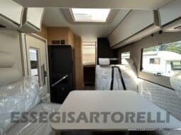 ADRIA SONIC PLUS 700 SL GARAGE LETTI GEMELLI GAMMA 2025 FARI LED E UCONNECT 10″ pieno