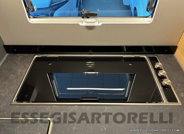 ADRIA SONIC PLUS 700 SL GARAGE LETTI GEMELLI GAMMA 2025 FARI LED E UCONNECT 10″ pieno