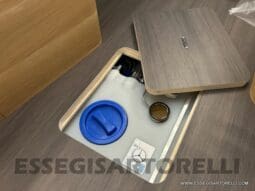 ADRIA SONIC PLUS 700 SL GARAGE LETTI GEMELLI GAMMA 2025 FARI LED E UCONNECT 10″ pieno