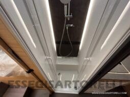 ADRIA SONIC PLUS 700 SL GARAGE LETTI GEMELLI GAMMA 2025 FARI LED E UCONNECT 10″ pieno