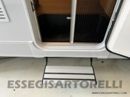 ADRIA SONIC PLUS 700 SL GARAGE LETTI GEMELLI GAMMA 2025 FARI LED E UCONNECT 10″ pieno