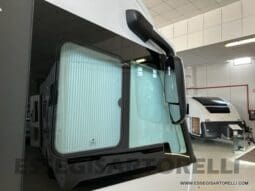 ADRIA SONIC PLUS 700 SL GARAGE LETTI GEMELLI GAMMA 2025 FARI LED E UCONNECT 10″ pieno