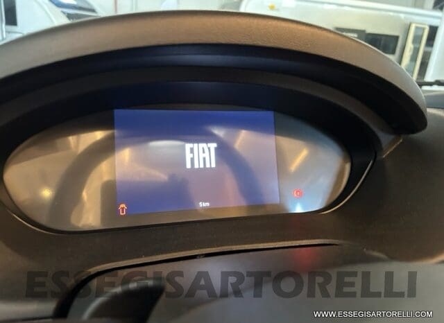 ADRIA SONIC PLUS 700 SL GARAGE LETTI GEMELLI GAMMA 2025 FARI LED E UCONNECT 10″ pieno