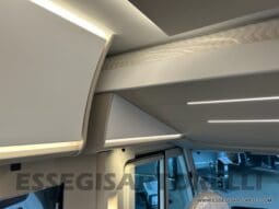 ADRIA SONIC PLUS 700 SL GARAGE LETTI GEMELLI GAMMA 2025 FARI LED E UCONNECT 10″ pieno