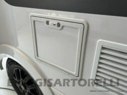 ADRIA SONIC PLUS 700 SL GARAGE LETTI GEMELLI GAMMA 2025 FARI LED E UCONNECT 10″ pieno