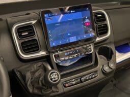 ADRIA SONIC PLUS 700 SL GARAGE LETTI GEMELLI GAMMA 2025 FARI LED E UCONNECT 10″ pieno