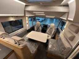 ADRIA SONIC PLUS 700 SL GARAGE LETTI GEMELLI GAMMA 2025 FARI LED E UCONNECT 10″ pieno