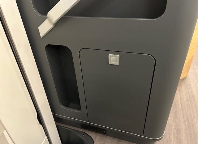 ADRIA SONIC PLUS 700 SL GARAGE LETTI GEMELLI GAMMA 2025 FARI LED E UCONNECT 10″ pieno