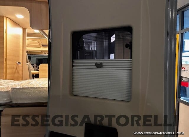 CHAUSSON SPORTLINE V 594 S TETTO POPUP GAMMA 2026 540 CM pieno