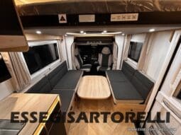 CHAUSSON ETAPE LINE 640 AUTOMATICO 165 CV POWER MY 26 699 CM SEMINTEGRALE BASCULANTE E GARAGE pieno