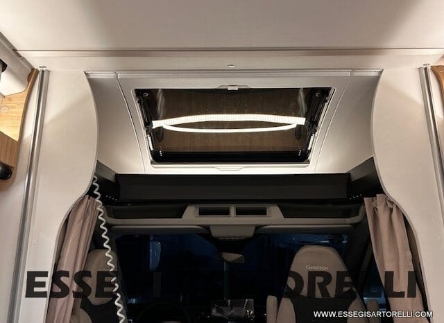CHAUSSON ETAPE LINE 640 AUTOMATICO 165 CV POWER MY 26 699 CM SEMINTEGRALE BASCULANTE E GARAGE pieno