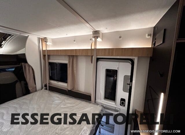 CHAUSSON ETAPE LINE 640 AUTOMATICO 165 CV POWER MY 26 699 CM SEMINTEGRALE BASCULANTE E GARAGE pieno