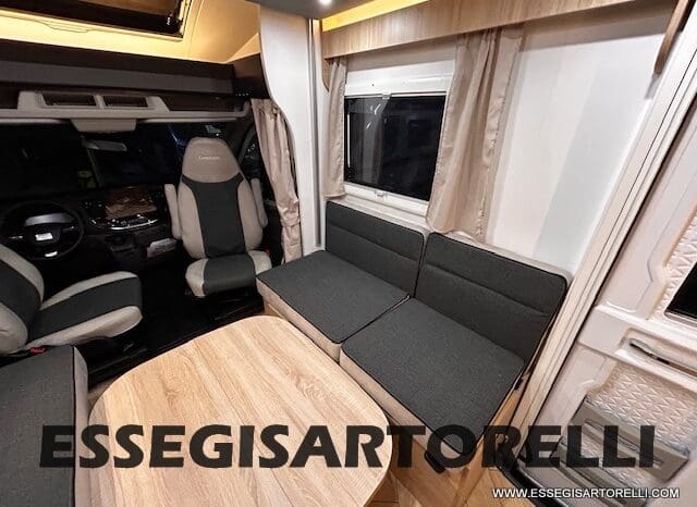 CHAUSSON ETAPE LINE 640 AUTOMATICO 165 CV POWER MY 26 699 CM SEMINTEGRALE BASCULANTE E GARAGE pieno