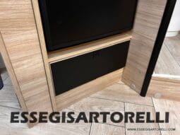 CHAUSSON ETAPE LINE 640 AUTOMATICO 165 CV POWER MY 26 699 CM SEMINTEGRALE BASCULANTE E GARAGE pieno