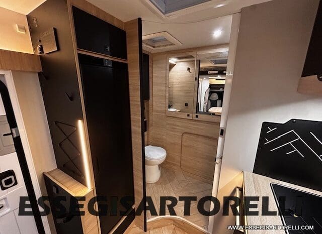 CHAUSSON ETAPE LINE 640 AUTOMATICO 165 CV POWER MY 26 699 CM SEMINTEGRALE BASCULANTE E GARAGE pieno