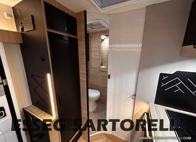 CHAUSSON ETAPE LINE 640 AUTOMATICO 165 CV POWER MY 26 699 CM SEMINTEGRALE BASCULANTE E GARAGE pieno