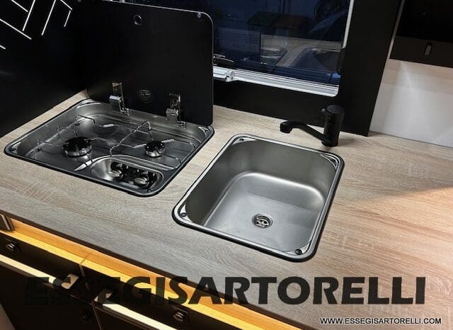 CHAUSSON ETAPE LINE 640 AUTOMATICO 165 CV POWER MY 26 699 CM SEMINTEGRALE BASCULANTE E GARAGE pieno