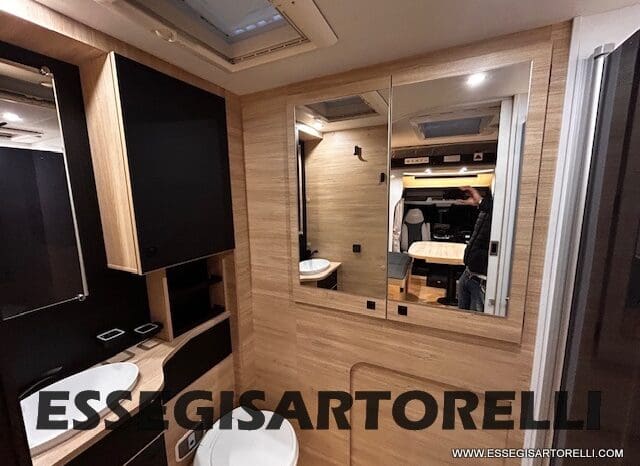 CHAUSSON ETAPE LINE 640 AUTOMATICO 165 CV POWER MY 26 699 CM SEMINTEGRALE BASCULANTE E GARAGE pieno