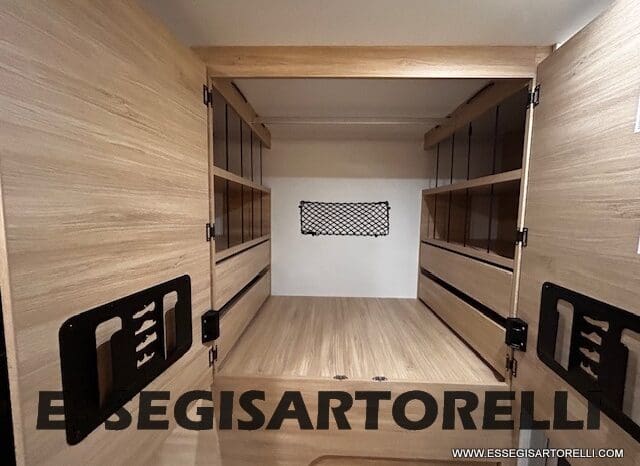 CHAUSSON ETAPE LINE 640 AUTOMATICO 165 CV POWER MY 26 699 CM SEMINTEGRALE BASCULANTE E GARAGE pieno