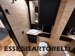 CHAUSSON ETAPE LINE 640 AUTOMATICO 165 CV POWER MY 26 699 CM SEMINTEGRALE BASCULANTE E GARAGE pieno