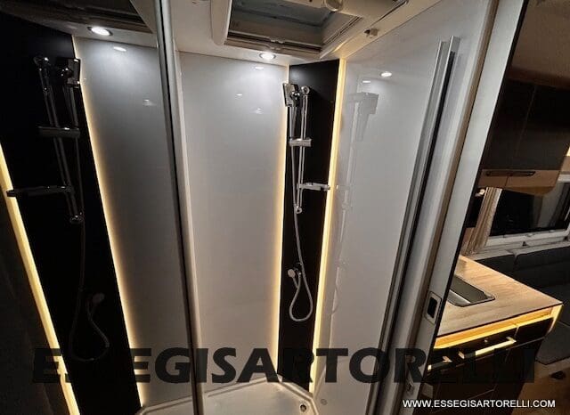 CHAUSSON ETAPE LINE 640 AUTOMATICO 165 CV POWER MY 26 699 CM SEMINTEGRALE BASCULANTE E GARAGE pieno