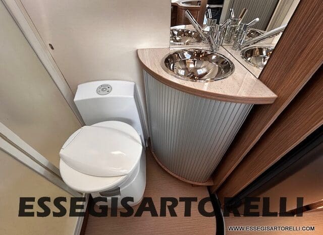 MOTORHOME by RAPIDO ITINEO SB 700 12/2016 699 CM 6 POSTI VIAGGI OMOLOGATI pieno